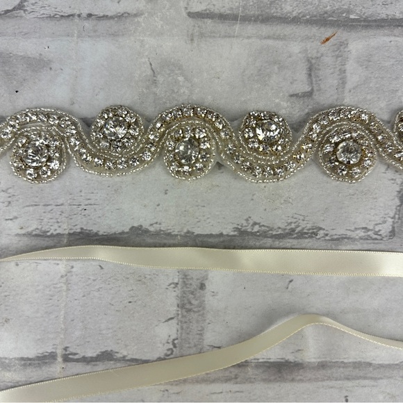 Rhinestone Bridal Belt Sash Off White Cream Colored Satin Ribbon - Picture 3 of 4